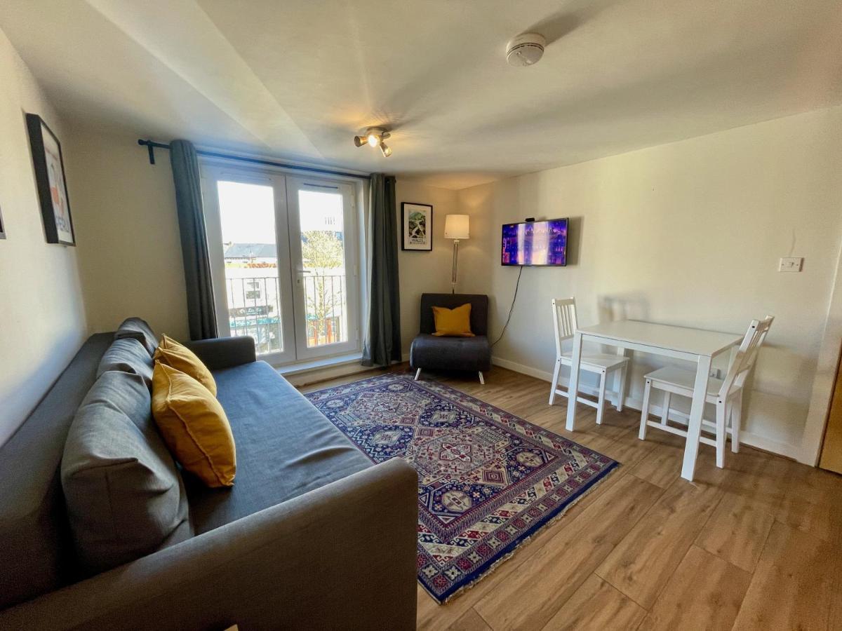 **6 Person City Centre Apartment** Кардифф Экстерьер фото