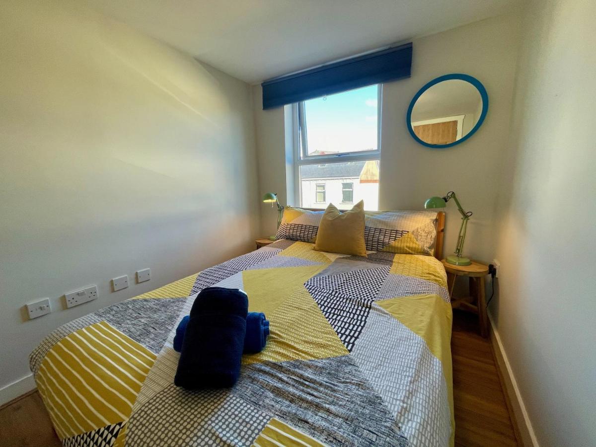 **6 Person City Centre Apartment** Кардифф Экстерьер фото